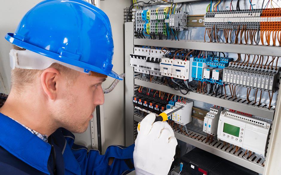 tarif horaire d'un électricien Saint-Maur-des-Fossés